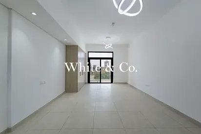 AGENCY FEE 5250 | STUDIO | UNFURNISHED