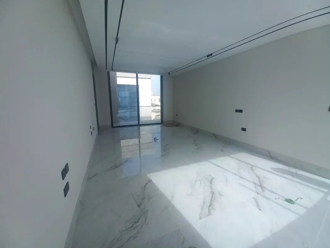 Brand new | 5BR | Maids room | Great Location