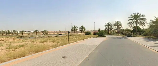 أراضٍ سكنية وتجارية للبيع في عجمان عليا