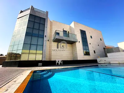 Luxurious Spacious | Fully Furnished | Annex