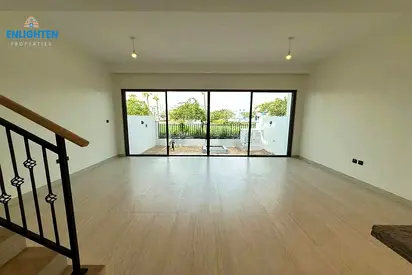 5BHK +MAID | MID-CORNER UNIT | CASH BUYERS ONLY