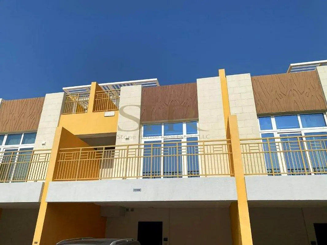 Vacant |Negotiable | Middle Unit