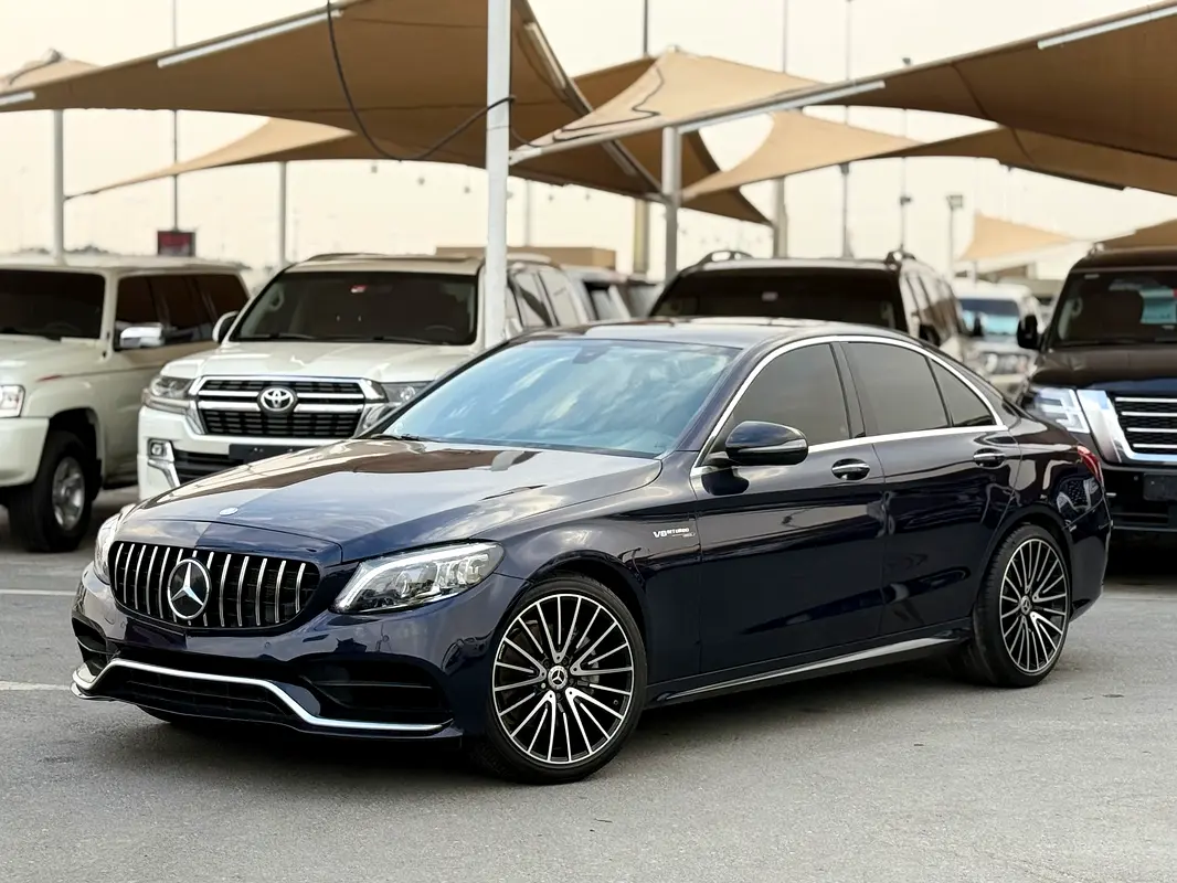 Mercedes-Benz C-Class 2018 — photo 1 of 20