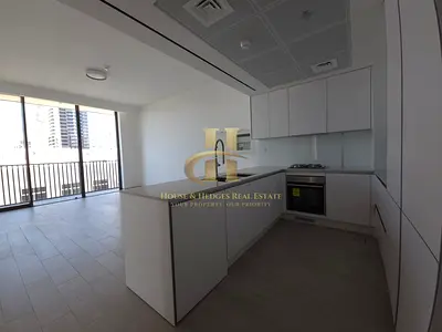 Spacious Layout | With Dishwasher | Vacant