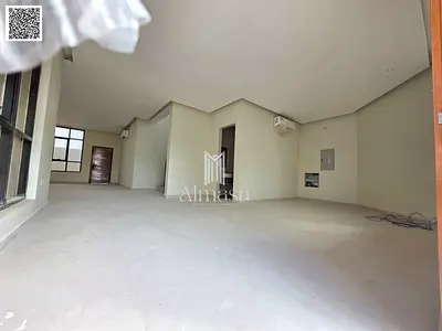 امتلك فيلا كورنر بسعر مغرى تصميم مودرن تشطيب VIP مع حوش كبير بسعر شامل التكييف موقع مميز خلف حديقه وقريب لجميع الخدمات وقريب لشارع الشيخ محمد بن زايد