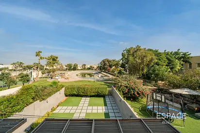 Lake View | Upgraded | Extended