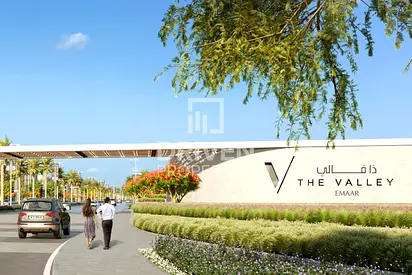 Single Row | Huge Villa with Maids Room | Elegant