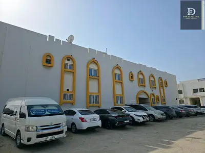 لقطة استثمارية بالشارقة: بناية بالناصرية دخل 444 ألف درهم سنوياً!  للبيع بالناصرية: بناية (ثاني قطعة من الحديقة) بمساحة 13,500 قدم