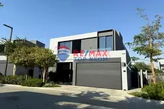VACANT - 3 BEDROOM - UNFURNISHED