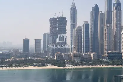 Stunning Views | Palm and Burj Khalifa View | Hot