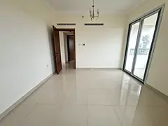 Lxury and brand new apartment with balcony prim location aljada out sid