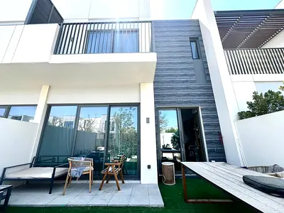 Modern Living | Family Community | Vacant 3BR+Maid