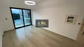 Unfurnished Studio | Great Amenities | Best Offer