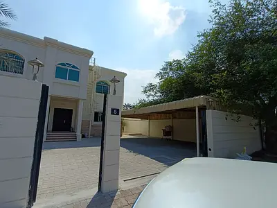 6 Bedroom+2 Maid room Spacious double story Villa
