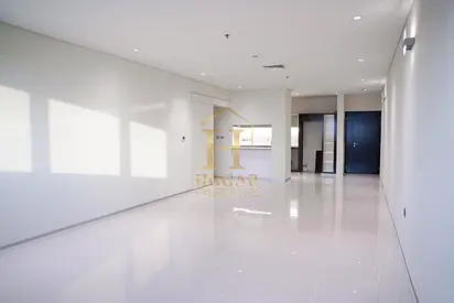 2BR | Sea view | Unfurnished | Vacant