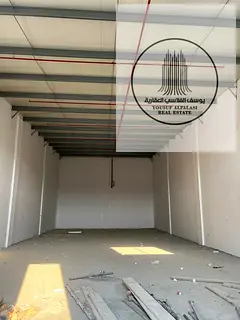 2000 sq ft warehouse | 30 kW electricity | Ready for booking.