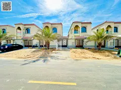 For sale: A villa equipped with water, electricity, and air conditioning, in a prime and upscale loc