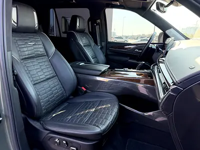 2024 Cadillac ESCALADE 缩略图 18