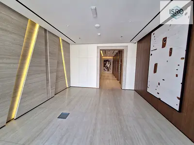 Stunning 2bhk with balcony..store and 3 full bath (no commission )