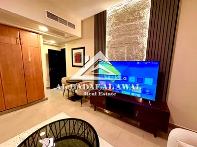 A room and a living hall with distinctive furnishings for monthly rent in the almjaz3 area.