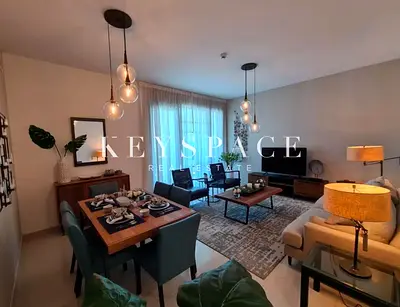 Amenity-Rich Apartment with Open Vistas | Resale