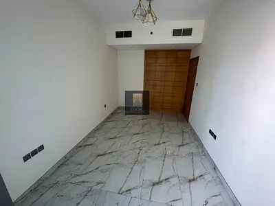 1BR - JUMEIRAH GARDEN - BALCONY