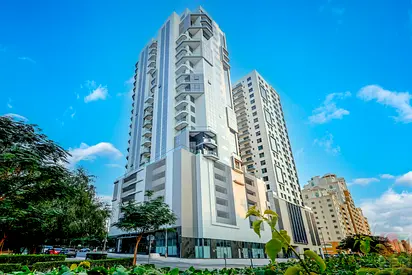 Spacious 2 BR Flat