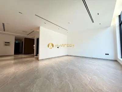 4BR+Maidroom | Luxurious Villa | Prime Location