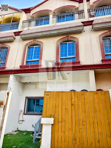 Penthouse for sale in Al Zahia – 🌟