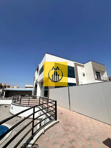 Villa for rent in warqaaa 8 rooms + maid