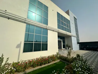 فيلا رائعة بتصميم أنيق و جذاب للبيع في الرقيبة