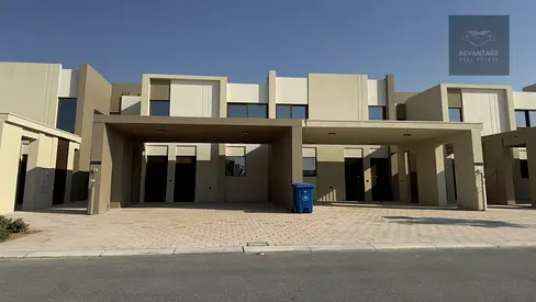Vastu Compliant | Vacant Unit | Ready To Move In