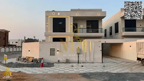 Villa in a prime location on Al Talla Street near Al Shurooq Mall, 5,000 sq ft plot, five bedrooms, excellent layout, price includes central AC