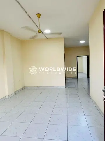 غرفة ولادة للإيجار شاملة جميع الفواتير || تتسع من 6 إلى 8 أشخاص || في منطقة الجرف الصناعية 1، عجمان