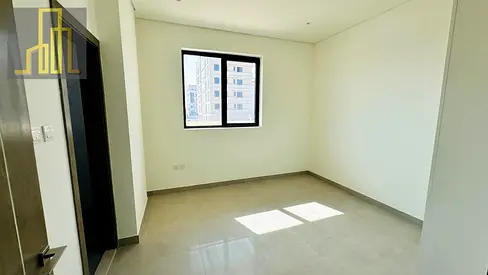 1BR|| BRAND NEW || first shifftig