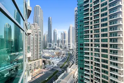 Iconic Blvd View I Vacant | Large Layout