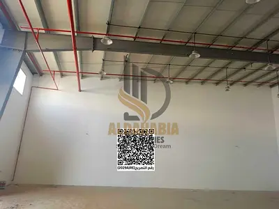🏭 للإيجار – عدد (8) مستودعات في منطقة أم الثعوب – إمارة أم القيوين   📍 موقع مميز على الشارع الرئيسي  ✨ تفاصيل العقار:   فرصة استثمارية ممتازة للإيجا