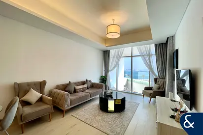 Sea View| Immaculate Condition |Beach Access