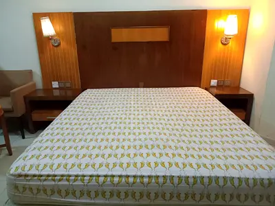 COMFORTABLE STUDIO FOR COUPLES