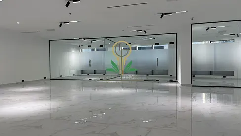 Brand-New Renovated | Vacant | Close to Metro