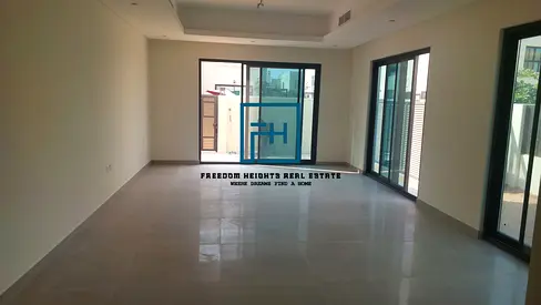 فيلا زاوية مكونة من 3 غرف نوم / غرفة خادمة / جديدة تمامًا / للإيجار / المرحلة الرابعة
