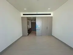 Modern Studio | Great Location | Ready to Move