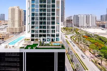 Park View | Prime Location | Negotiable | Vacant