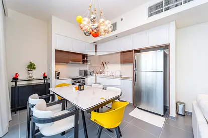 Skyline Views | Luxury Furniture | Bright unit