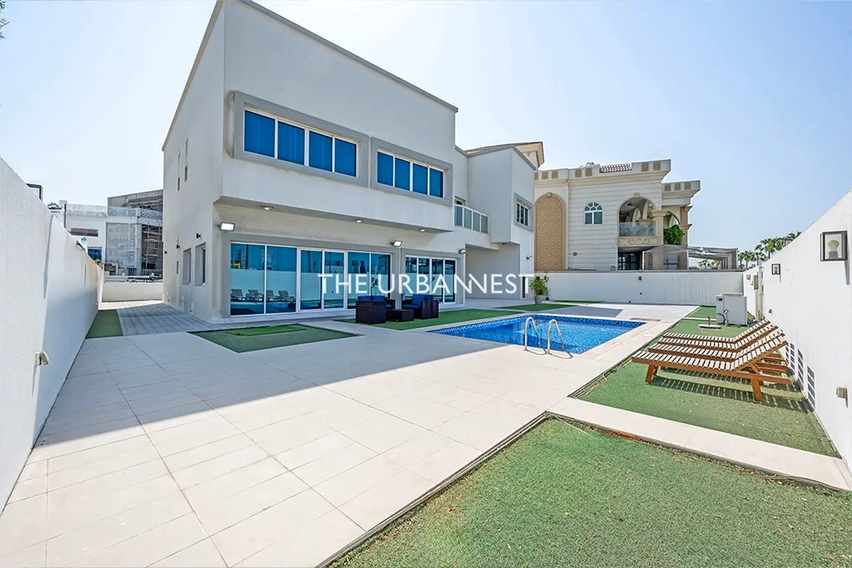 Priced to Sell | Customised Villa with Furniture