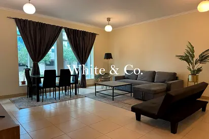 Upgraded| Low floor| Modern & Spacious