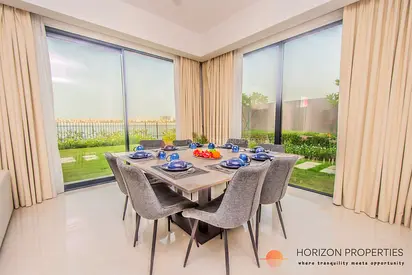 Genuine Resale | Large Corner Unit