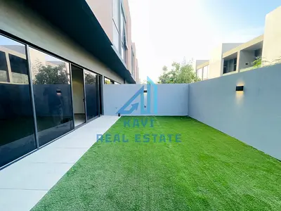 الرقي العصري يلتقي بالطبيعة: منزل تاون هاوس فاخر بثلاث غرف نوم في مسار كايا