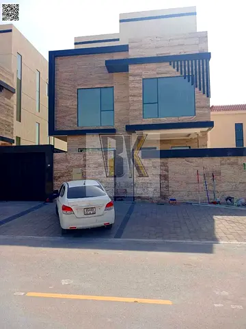 🏡 فيلا فاخرة للبيع في الزاهية – تصميم عصري ومواصفات استثنائية فرصة مميزة لامتلاك فيلا راقية في منطقة الزاهية، صُممت بعناية لتعكس الأناقة والجودة والإ