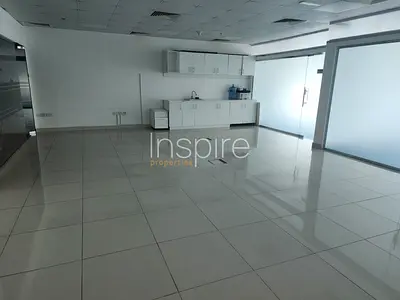 Investment Opportunity | Spacious & Vacant | Business Hub Location